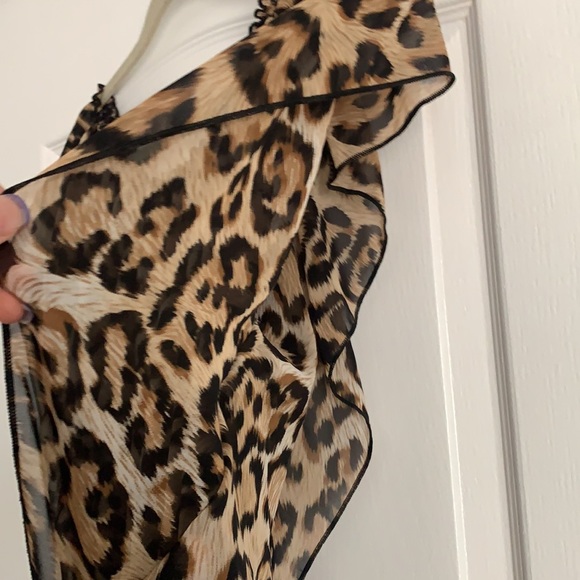 Cheetah flowy top - Picture 2 of 2